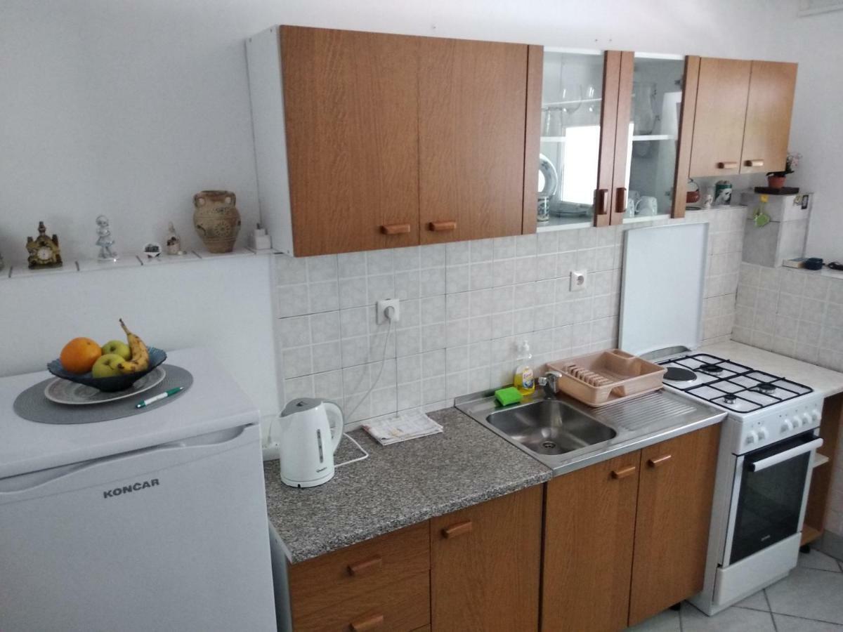 Kuca Za Odmor Matko House Matko Vila Pag Town Exterior foto