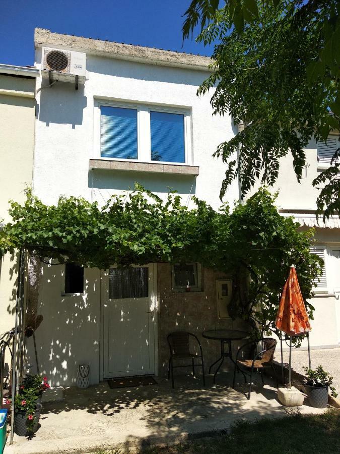 Kuca Za Odmor Matko House Matko Vila Pag Town Exterior foto